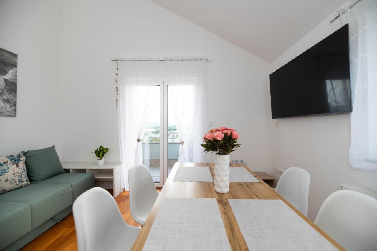 Sunny Beach Apartments Σίμπενικ Εξωτερικό φωτογραφία